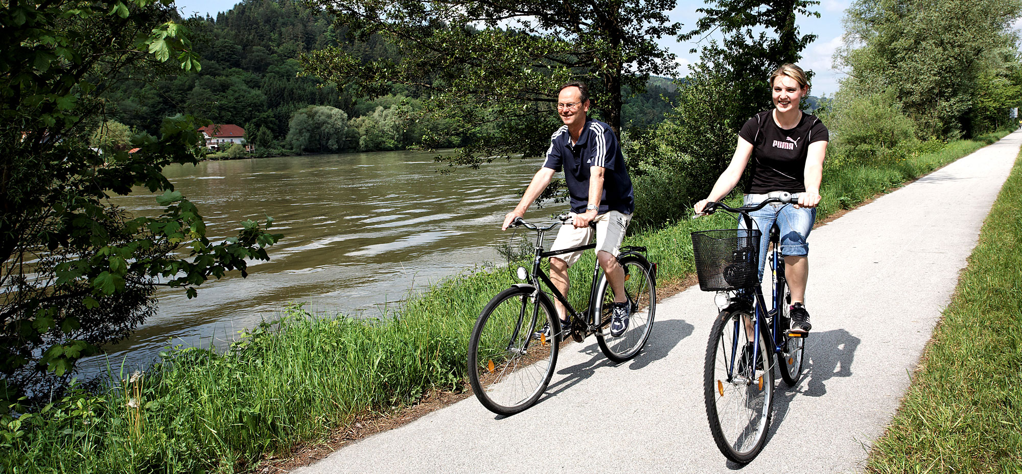 Radfahren an der Donau im Bayerischen Wald